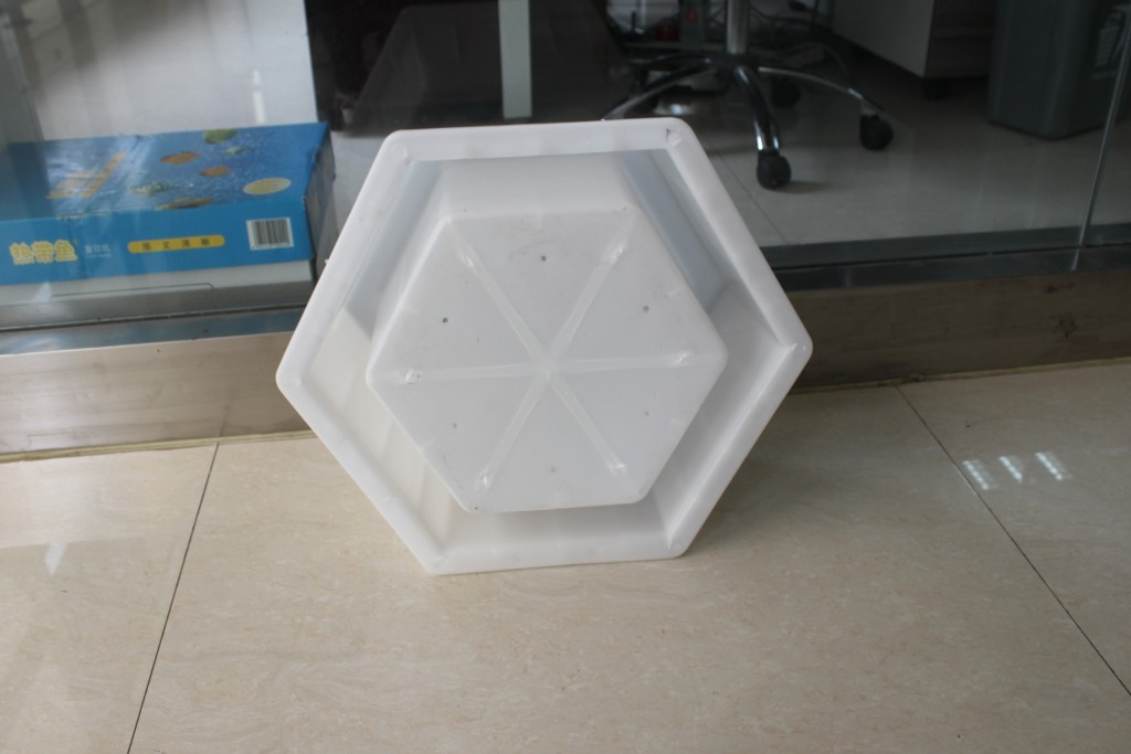什么樣的六角塊護坡模具質量才好？