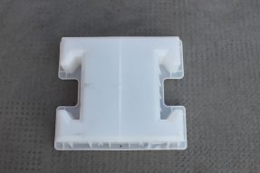 塑料連鎖磚模具的重量是決定它質(zhì)量好壞的主要因素嗎？